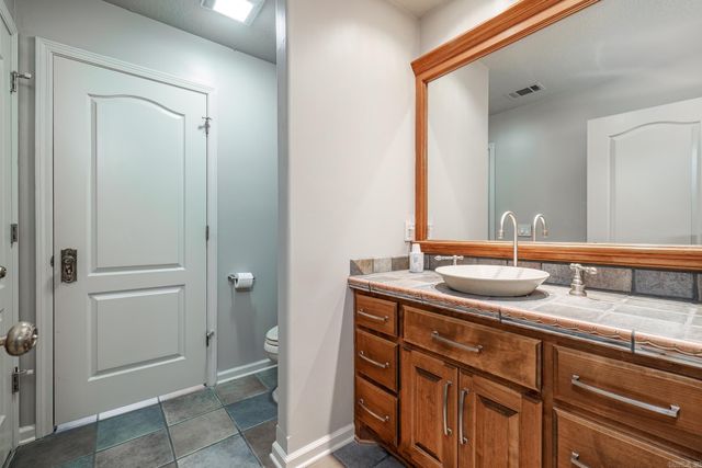 12 Darro Way, Hot Springs Village, AR 71909