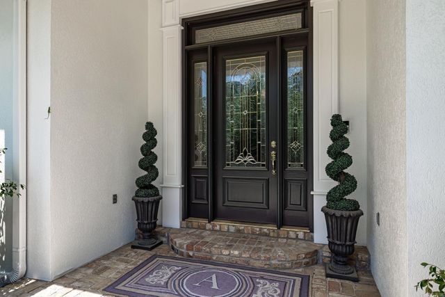 12 Darro Way, Hot Springs Village, AR 71909