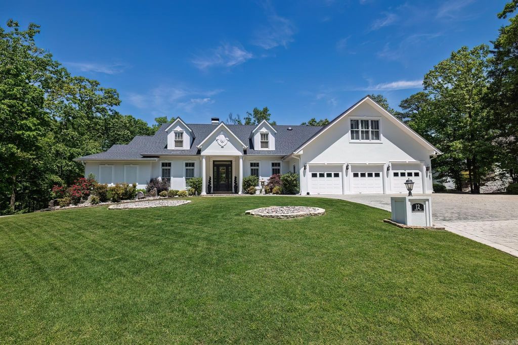 12 Darro Way, Hot Springs Village, AR 71909