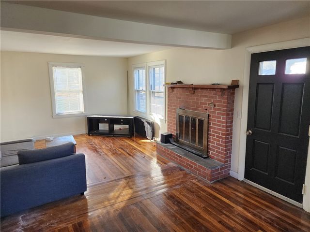 140 S Main Street, Coventry, RI 02816