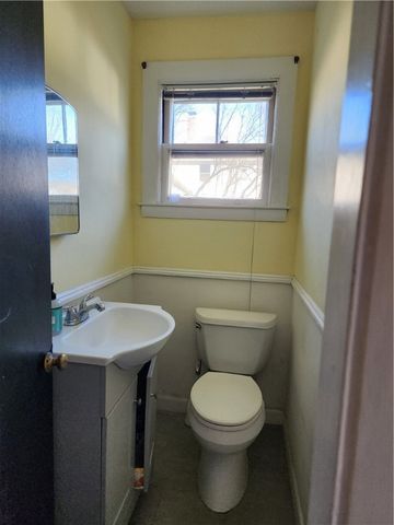 140 S Main Street, Coventry, RI 02816