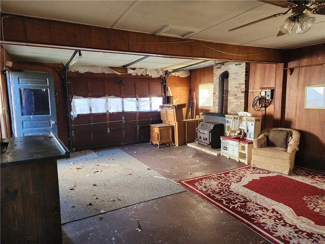 140 S Main Street, Coventry, RI 02816