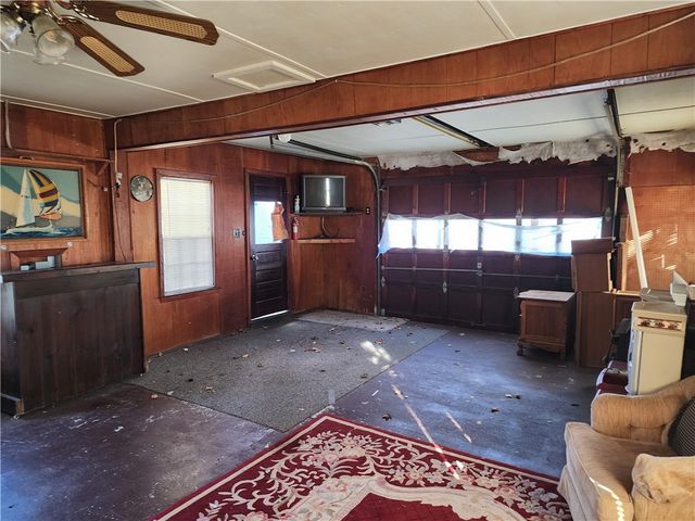 140 S Main Street, Coventry, RI 02816