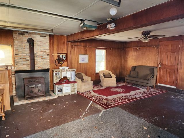 140 S Main Street, Coventry, RI 02816