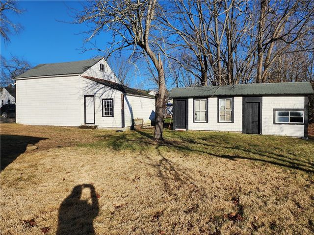 140 S Main Street, Coventry, RI 02816