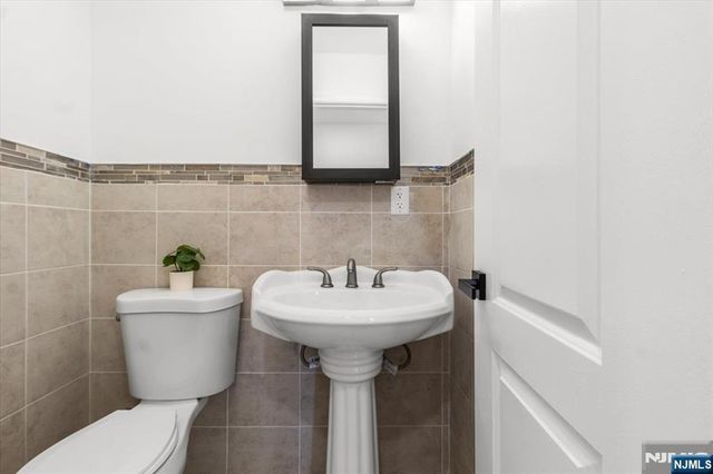 496 Seven Oaks Court, Orange, NJ 07050