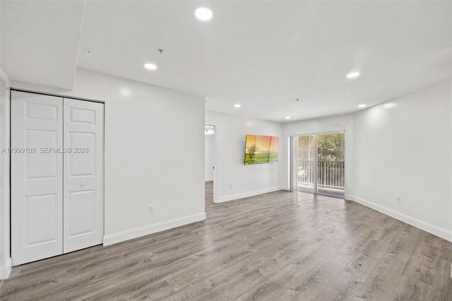 470 S Park Rd 7-307, Hollywood, FL 33021