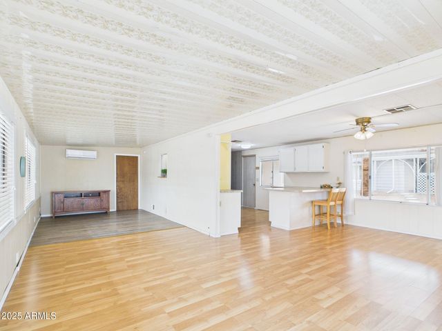 428 S 80TH Way, Mesa, AZ 85208