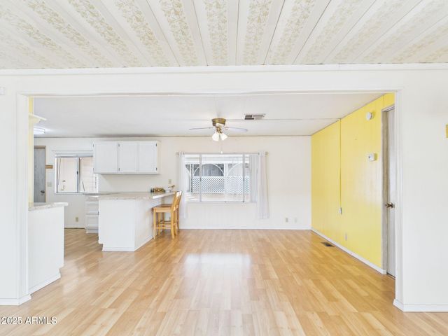 428 S 80TH Way, Mesa, AZ 85208