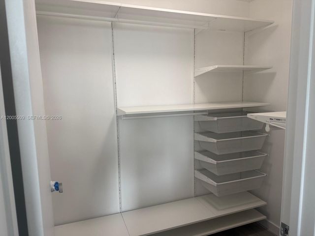 999 SW 1st Ave 1611, Miami, FL 33130