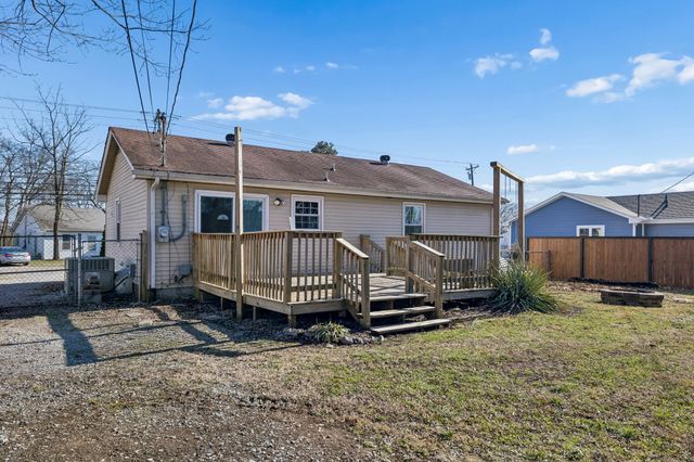 605 Hazelwood Pk, Lebanon, TN 37087