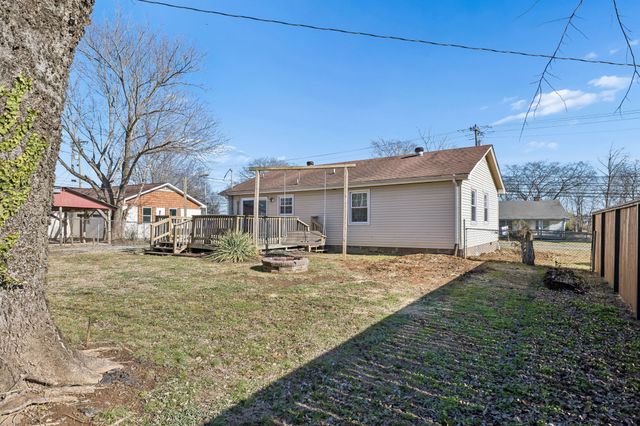 605 Hazelwood Pk, Lebanon, TN 37087