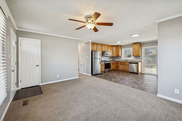 605 Hazelwood Pk, Lebanon, TN 37087