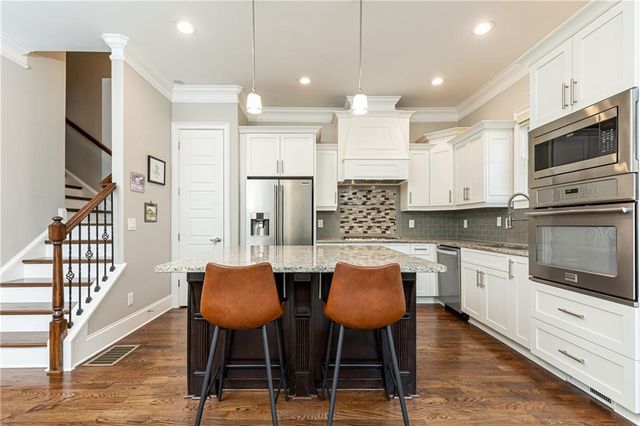 3130 Chestnut Woods Drive, Atlanta, GA 30340
