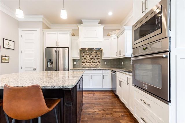 3130 Chestnut Woods Drive, Atlanta, GA 30340