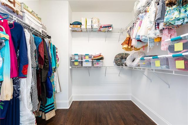 3130 Chestnut Woods Drive, Atlanta, GA 30340
