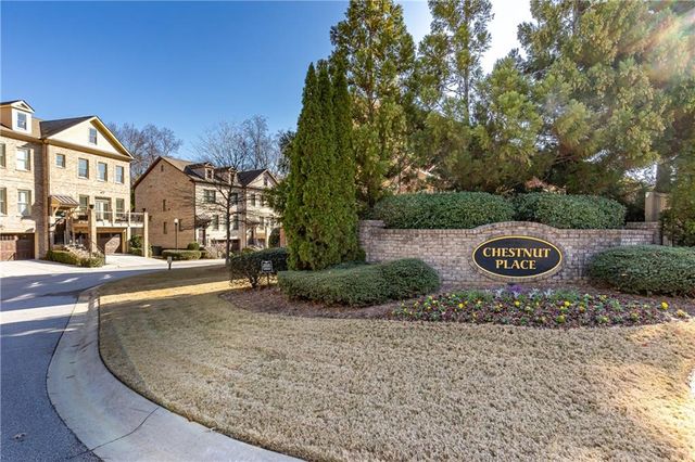 3130 Chestnut Woods Drive, Atlanta, GA 30340