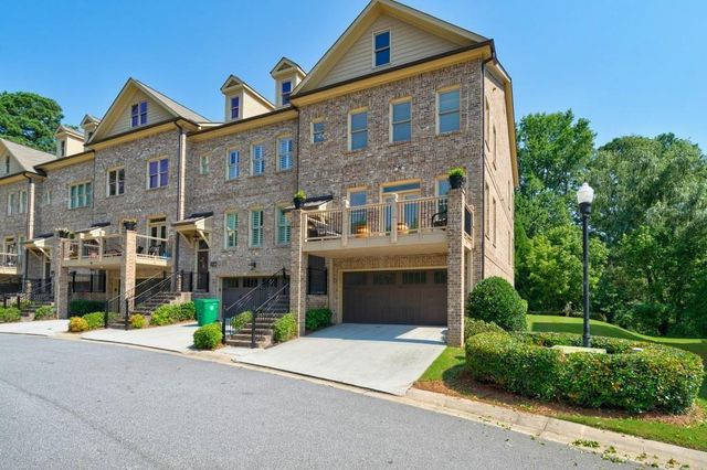 3130 Chestnut Woods Drive, Atlanta, GA 30340