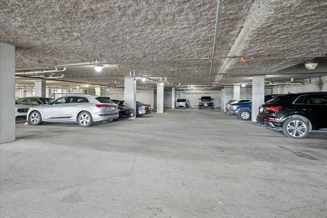 5609 SMU Boulevard 402, Dallas, TX 75206