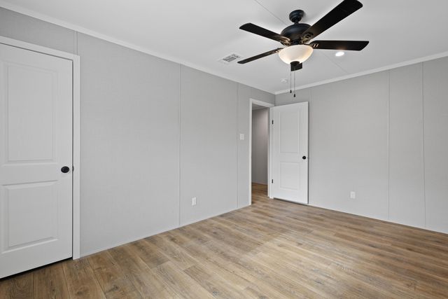 15317 S FM 95, Mount Enterprise, TX 75681