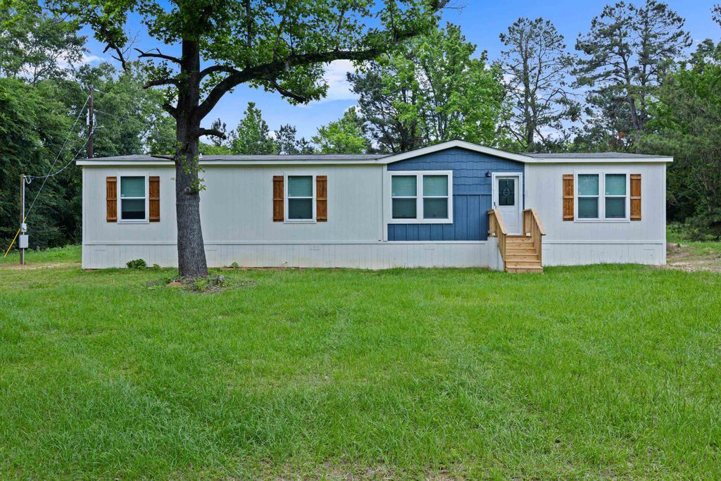 15317 S FM 95, Mount Enterprise, TX 75681