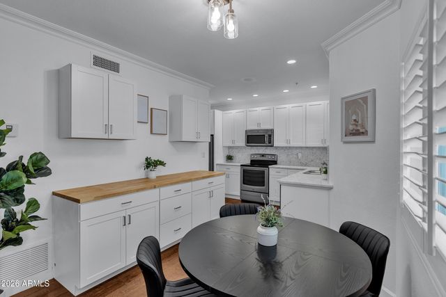 7710 E GAINEY RANCH Road 139, Scottsdale, AZ 85258