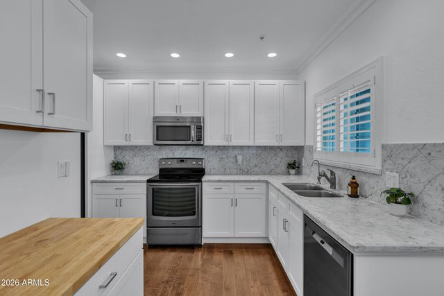 7710 E GAINEY RANCH Road 139, Scottsdale, AZ 85258