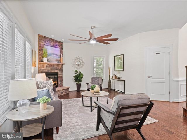 12834 CLASSIC SPRINGS DR, Manassas, VA 20112