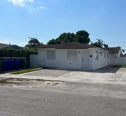 3306 SW 24th Ter ., Miami, FL 33145