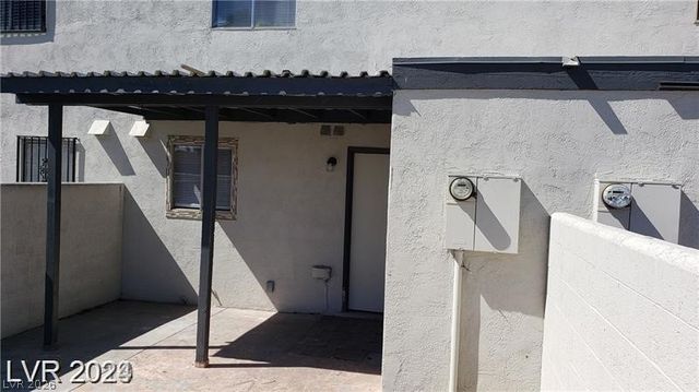 1336 North JONES Boulevard, Las Vegas, NV 89108