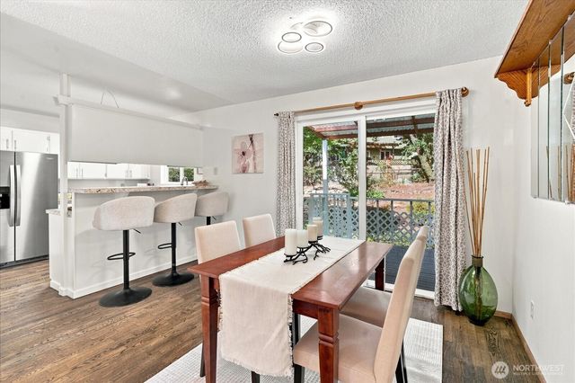 30209 21st Avenue S, Federal Way, WA 98003