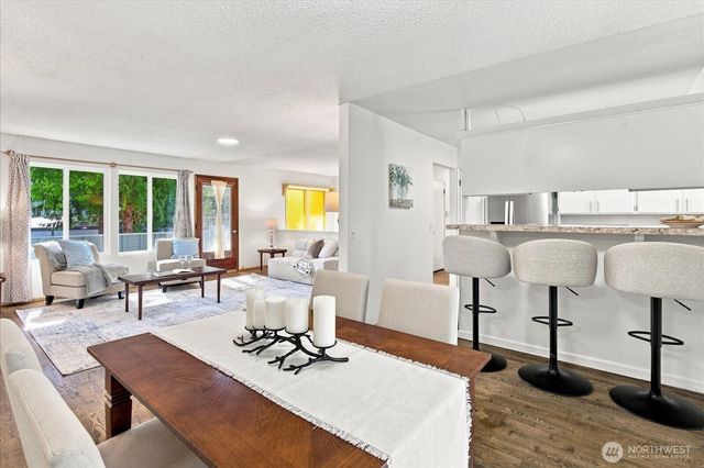 30209 21st Avenue S, Federal Way, WA 98003
