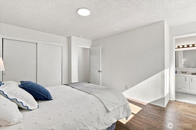 30209 21st Avenue S, Federal Way, WA 98003