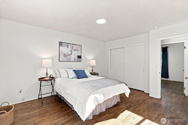 30209 21st Avenue S, Federal Way, WA 98003