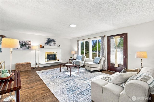 30209 21st Avenue S, Federal Way, WA 98003