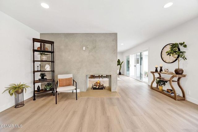 1154 La Jolla Drive, Thousand Oaks, CA 91362