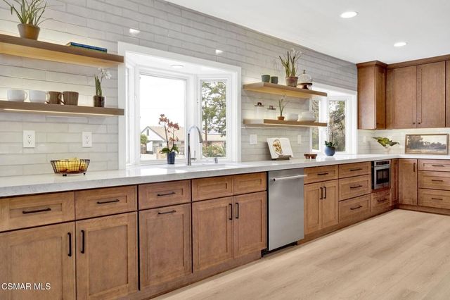 1154 La Jolla Drive, Thousand Oaks, CA 91362