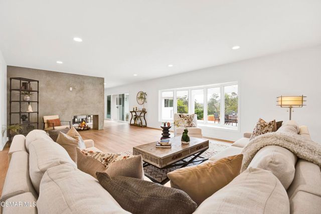 1154 La Jolla Drive, Thousand Oaks, CA 91362