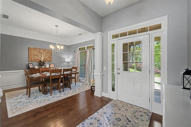 27 Roberson Drive NE, Cartersville, GA 30121