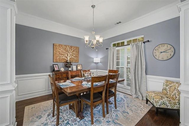 27 Roberson Drive NE, Cartersville, GA 30121