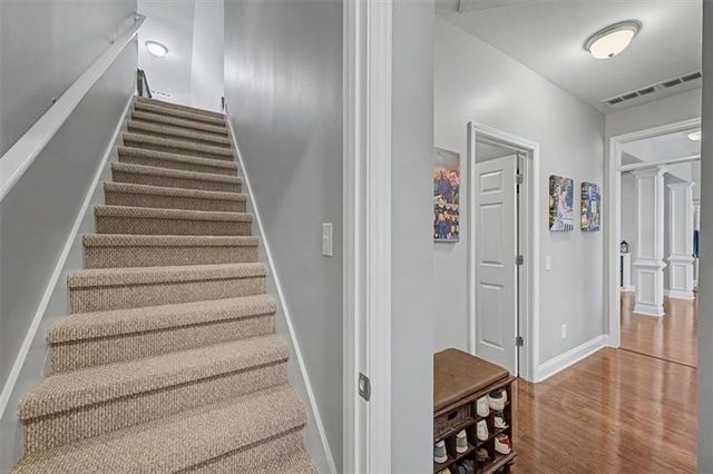 27 Roberson Drive NE, Cartersville, GA 30121