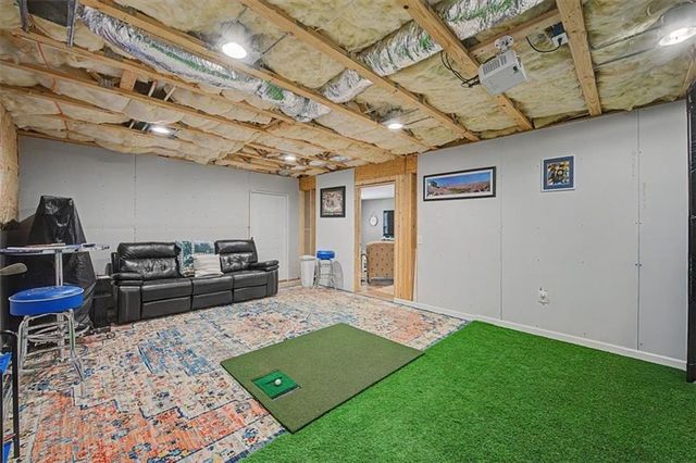 27 Roberson Drive NE, Cartersville, GA 30121