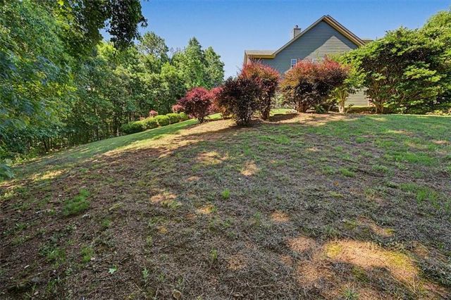 27 Roberson Drive NE, Cartersville, GA 30121