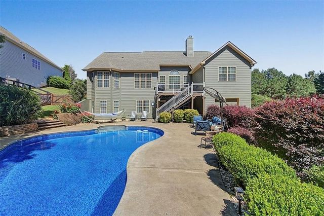 27 Roberson Drive NE, Cartersville, GA 30121