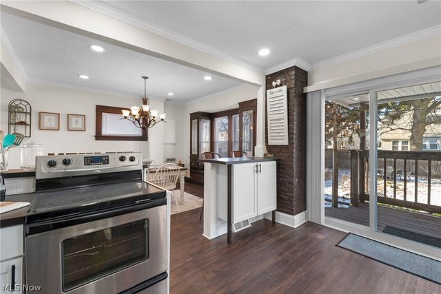 3434 W 122nd Street, Cleveland, OH 44111