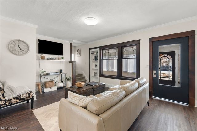 3434 W 122nd Street, Cleveland, OH 44111