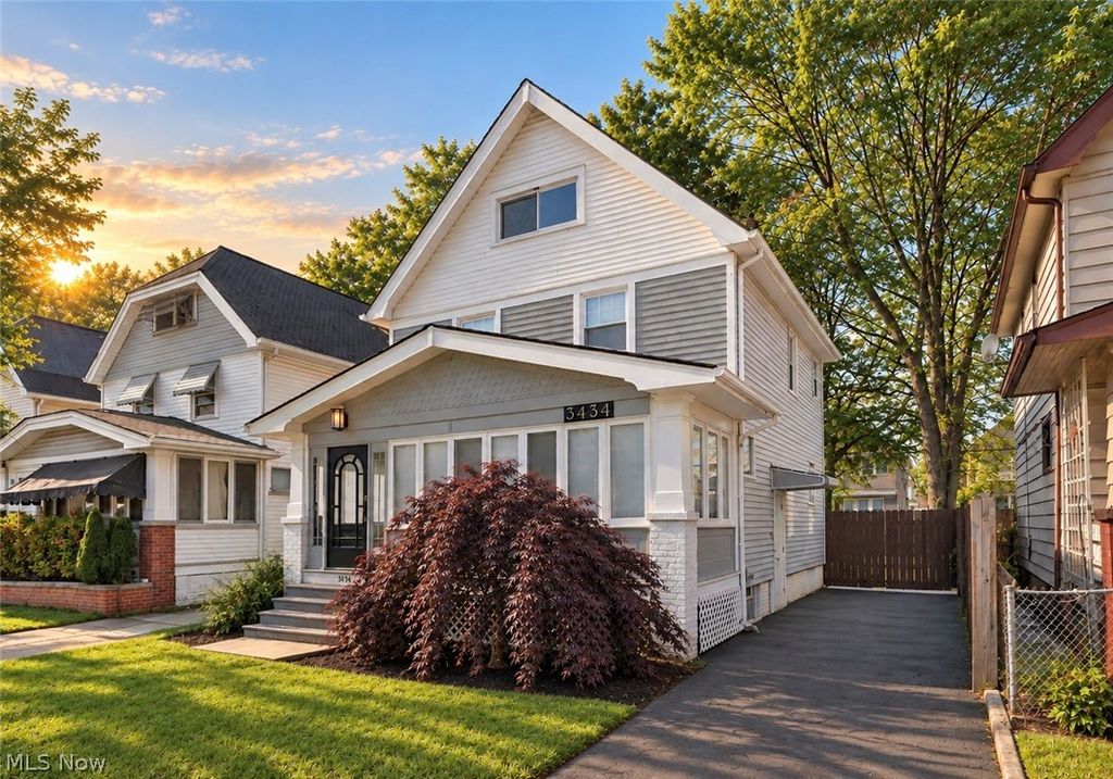 3434 W 122nd Street, Cleveland, OH 44111