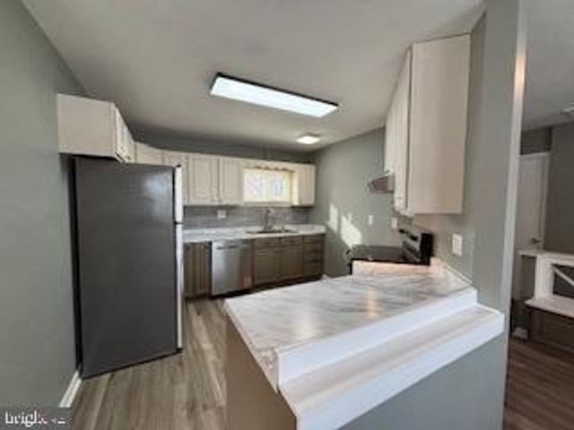 221 HEMPT RD, Mechanicsburg, PA 17050