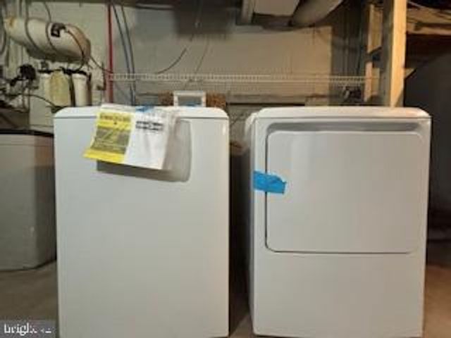 221 HEMPT RD, Mechanicsburg, PA 17050