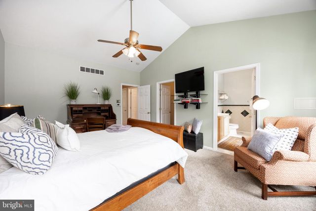 140 MILBURY RD, Coatesville, PA 19320